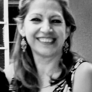 Meet your Posher, Alma